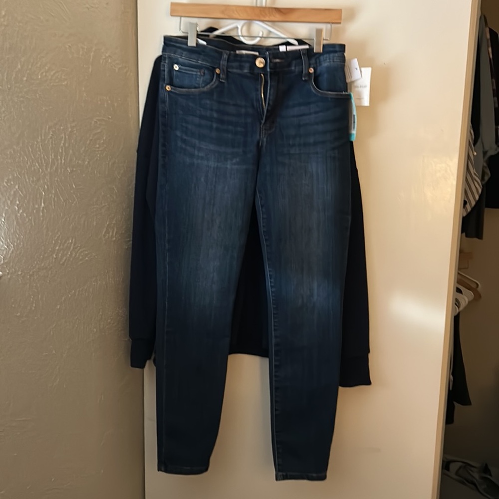 STS Blue, Emma Ankle Skinny 9” mid-rise. Size 30